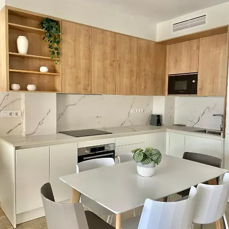 The Retreat House - Private Pool Appartement *