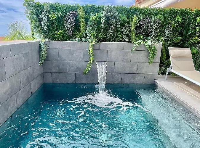 The Retreat House - Private Pool Appartement *