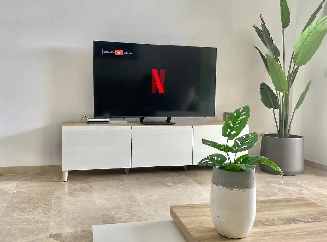 The Retreat House - Private Pool * プエルト・デ・サンティアゴ